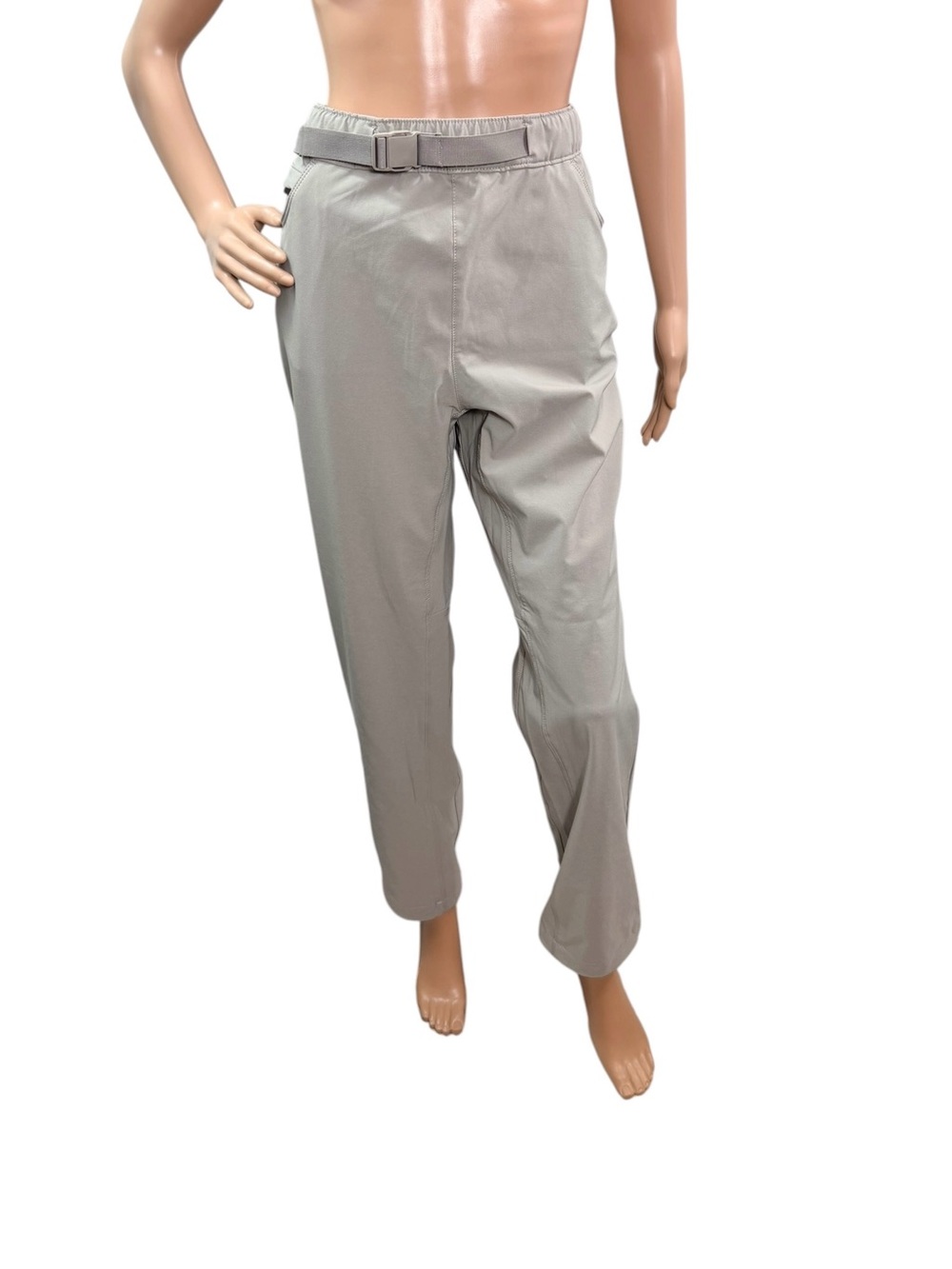 Eddie Bauer Women’s Size 14 Belted Beige Outdoor Casual Pants